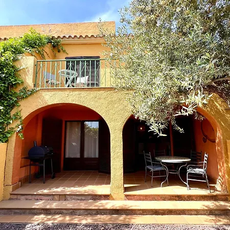 House With Terraces Overlooking The Sea * Mont-roig del Camp